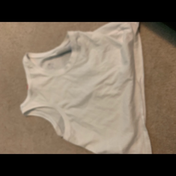 Cute nike tank - Picture 4 of 4